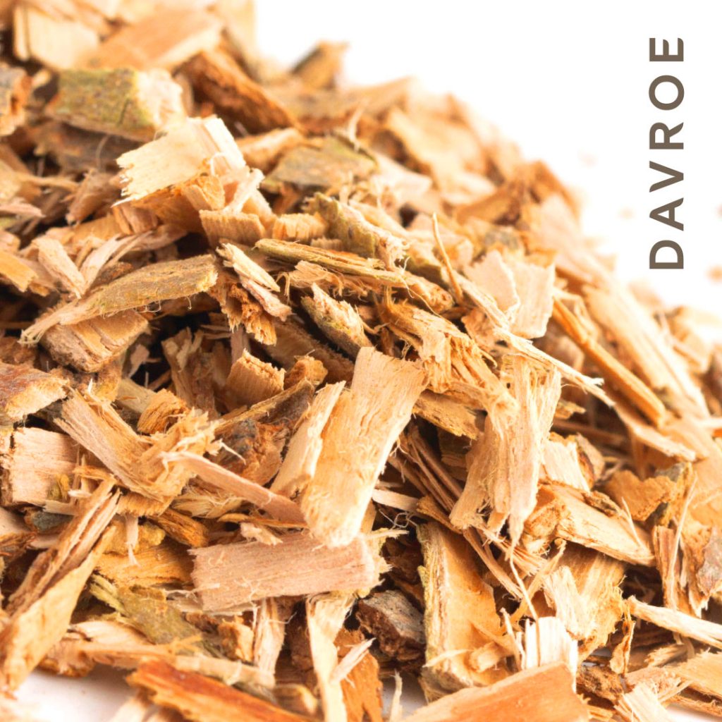 The exfoliating properties of Willow Bark mean it is an essential for scalp exfoliation, helping to remove dirt and product build-up from the scalp and helping to shift dead skin cells. Willow Bark in hair products also helps to control excess sebum on the scalp, leaving strands looking healthy and balanced.